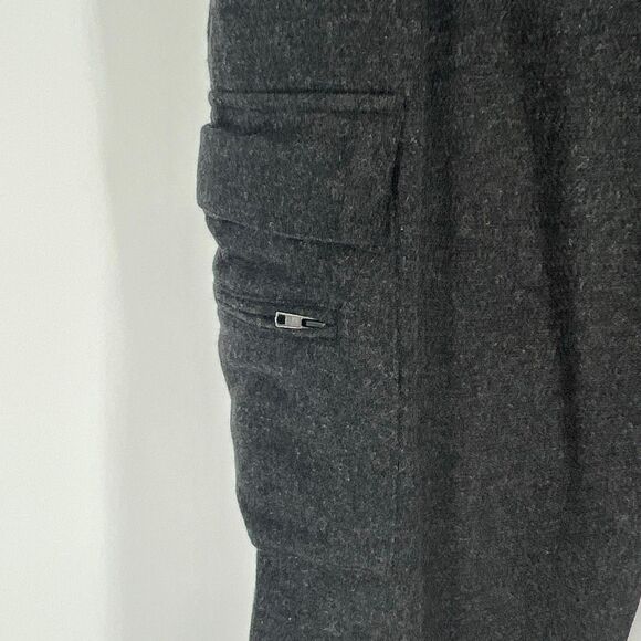BANANA REPUBLIC Mens Dawson Cargo Pants 36x34 Gray Wool Blend Zip Pockets Lined - Picture 3 of 9